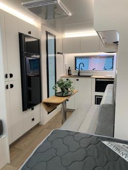 2025 Traveller Track 13'