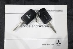 2016 Mitsubishi
                Outlander LS Safety Pack