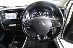 2016 Mitsubishi
                Outlander LS Safety Pack