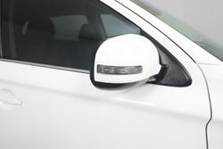 2016 Mitsubishi
                Outlander LS Safety Pack