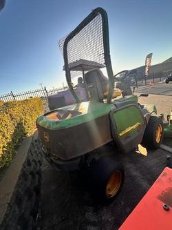John Deere
1445 Series 2