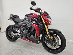 2015 Suzuki GSX-S1000 Red