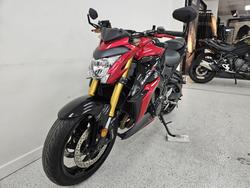 2015 Suzuki GSX-S1000 Red