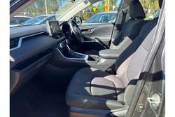 2023 Toyota
RAV4 GX