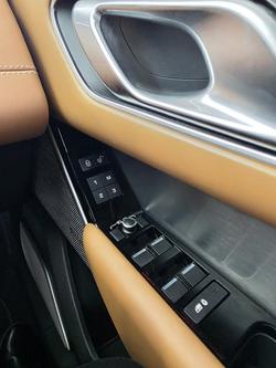 2017 Land Rover Range Rover Velar D240 R-Dynamic SE L560 MY18 AWD Kaikoura Stone