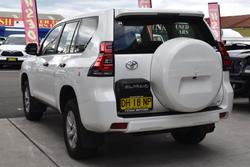 2023 Toyota
Landcruiser Prado GX