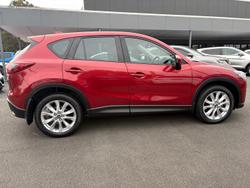 2014 Mazda
CX-5 Akera