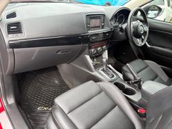 2014 Mazda
CX-5 Akera