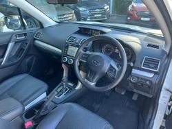 2015 Subaru
Forester 2.5i-S