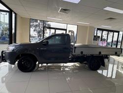 2022 Toyota
Hilux Workmate