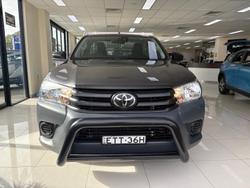 2022 Toyota
Hilux Workmate
