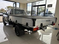 2022 Toyota
Hilux Workmate