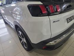 2018 Peugeot
3008 Allure