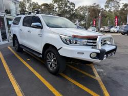 2016 Toyota
Hilux SR5