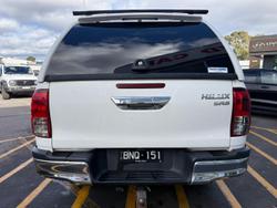 2016 Toyota
Hilux SR5