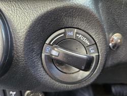 2019 Toyota
Hilux SR