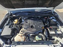 2019 Toyota
                Hilux SR