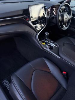 2022 Toyota
Camry SX