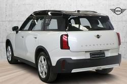 2024 MINI
Countryman E Classic