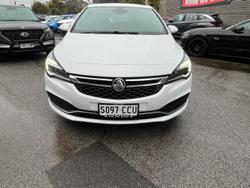 2019 Holden
Astra RS-V
