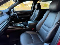 2019 Mazda
CX-9 Azami