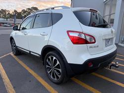 2013 Nissan
Dualis +2 Ti