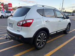 2013 Nissan
Dualis +2 Ti