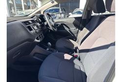 2013 Kia
Rio S