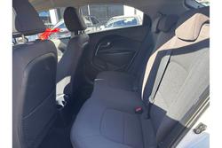 2013 Kia
Rio S