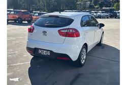 2013 Kia
Rio S
