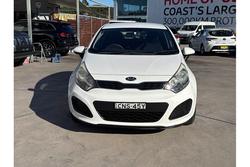 2013 Kia
Rio S