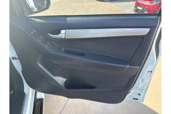 2014 Isuzu
                D-MAX LS-U