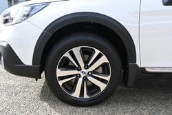 2020 Subaru
                Outback 3.6R