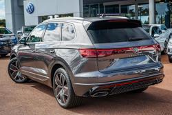 2025 Volkswagen Touareg 210TDI R-Line