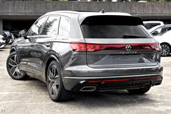 2025 Volkswagen
Touareg 210TDI R-Line