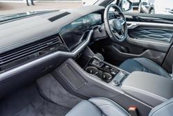 2025 Volkswagen Touareg 210TDI R-Line