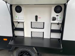 2025 Traveller 17' Front Door Cruise Destination