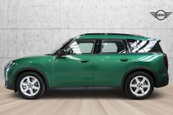 2024 MINI
Countryman SE Classic