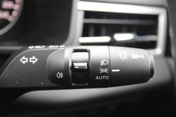 2024 Mitsubishi
Outlander ES