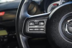 2013 Mazda
2 Neo Sport