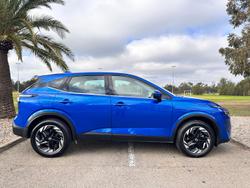 2025 Nissan
QASHQAI ST-L