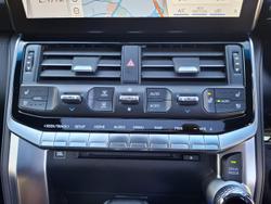 2023 Toyota
Landcruiser GR Sport