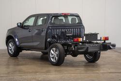 2025 Isuzu
                D-MAX LS-M