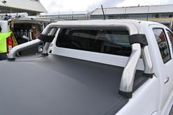 2014 Toyota
                Hilux SR5