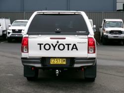 2020 Toyota
Hilux SR