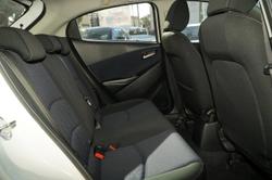 2015 Mazda
2 Maxx