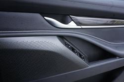 2024 LDV
                D90 Executive