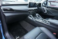 2024 LDV
                D90 Executive