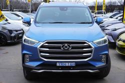 2024 LDV
                D90 Executive