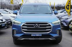2022 LDV
D90 Executive